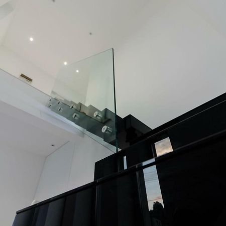 Ezra Luxury Apartments Неводарі Екстер'єр фото