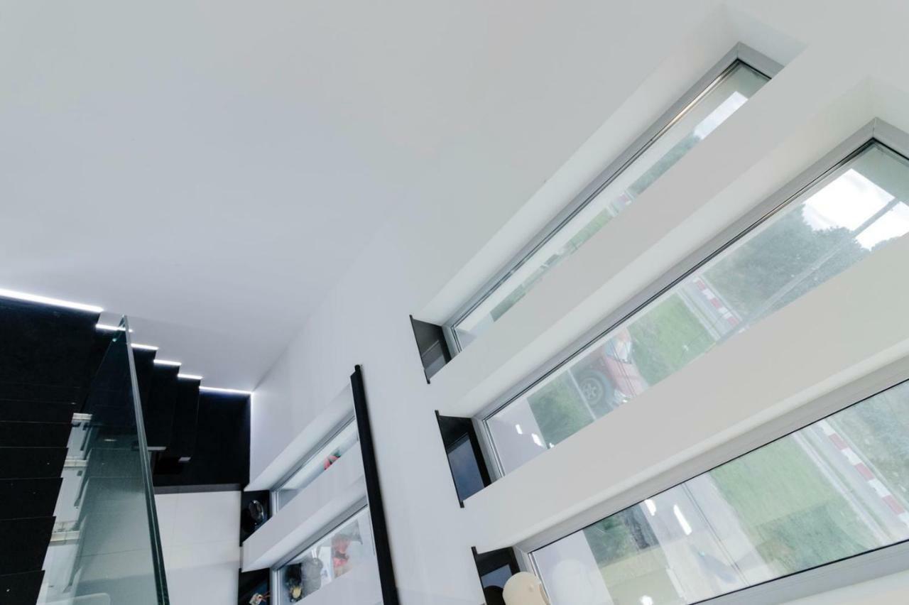Ezra Luxury Apartments Неводарі Екстер'єр фото
