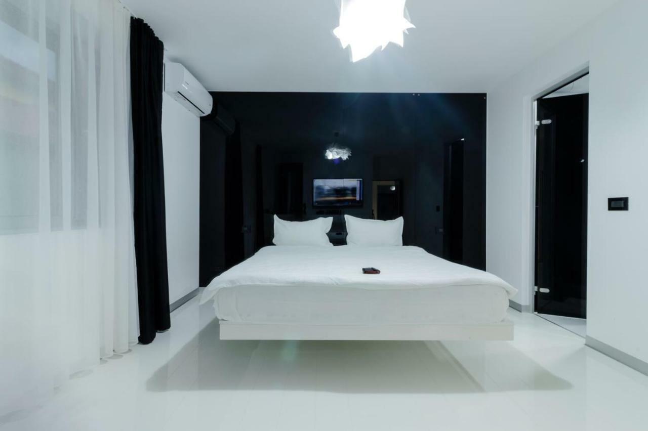 Ezra Luxury Apartments Неводарі Екстер'єр фото