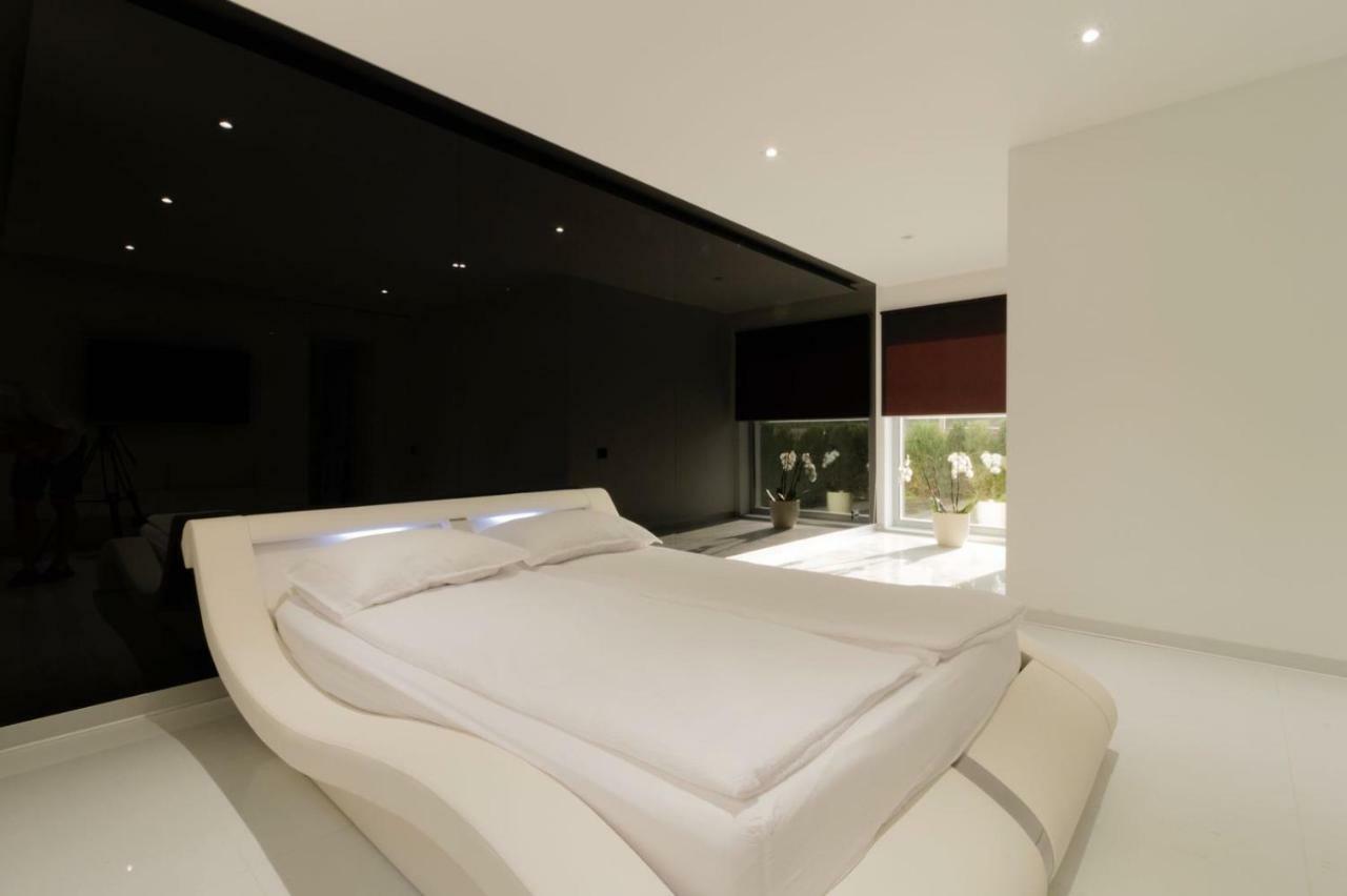 Ezra Luxury Apartments Неводарі Екстер'єр фото