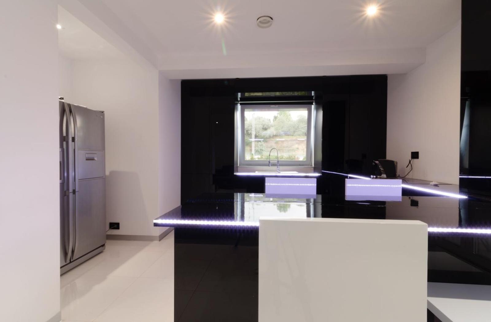 Ezra Luxury Apartments Неводарі Екстер'єр фото